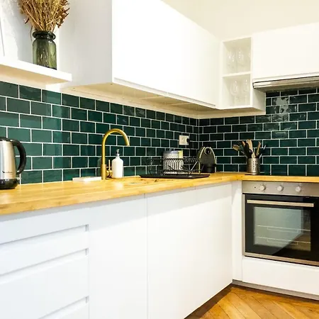 Superb Cosy Design Well Arranged And Well Located Διαμέρισμα