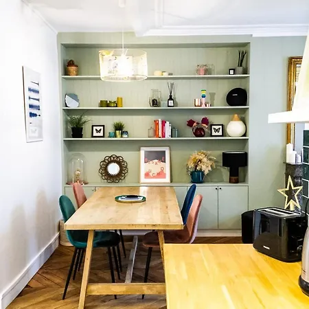Superb Cosy Design Well Arranged And Well Located Παρίσι